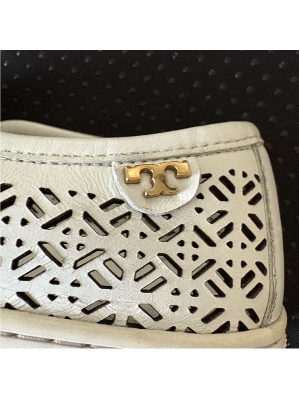 Tory Burch Lennon Laser Cut Slip-On Sneakers White Leather 8.5 - Picture 3 of 7